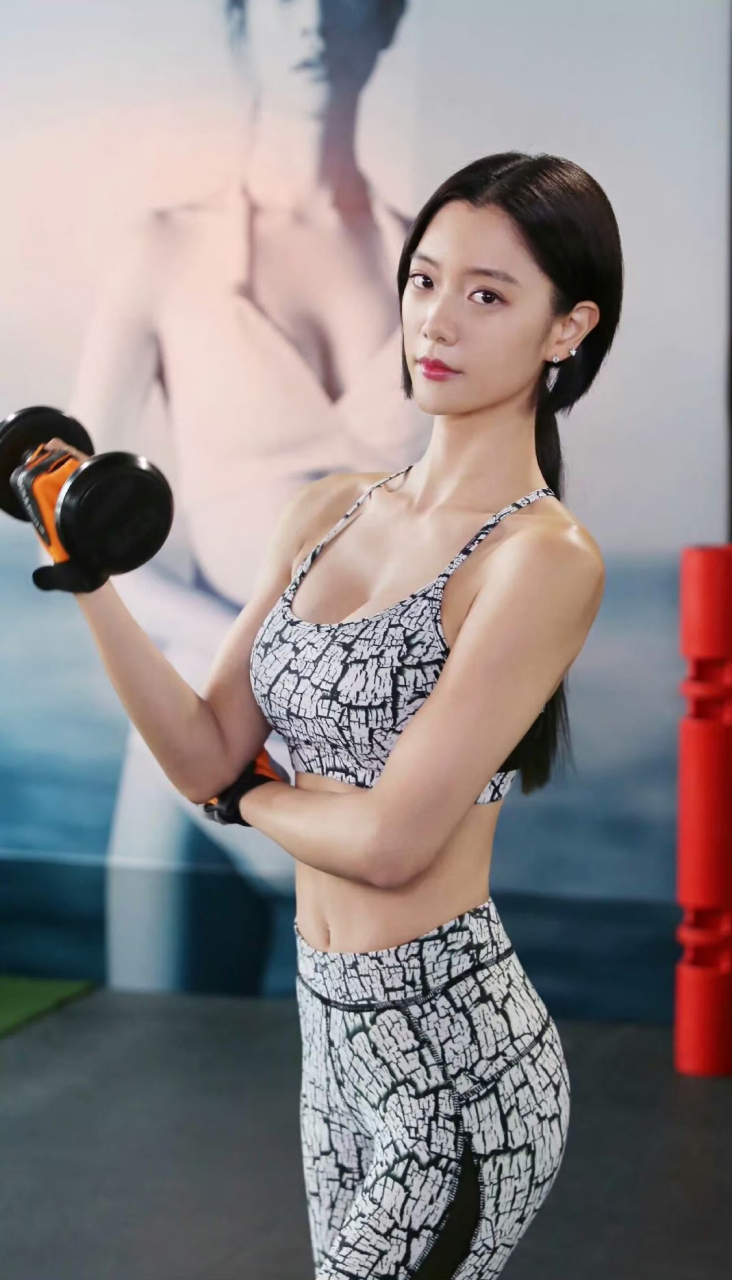 李成敏美照,性感迷人!#养眼美女