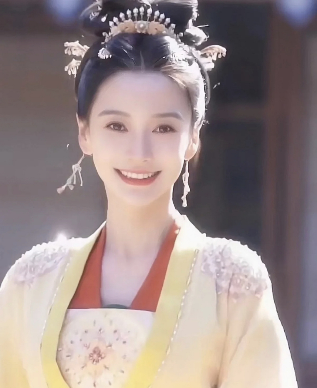 angelababy古装造型也太美丽了!温柔端庄,不愧是内娱神颜!