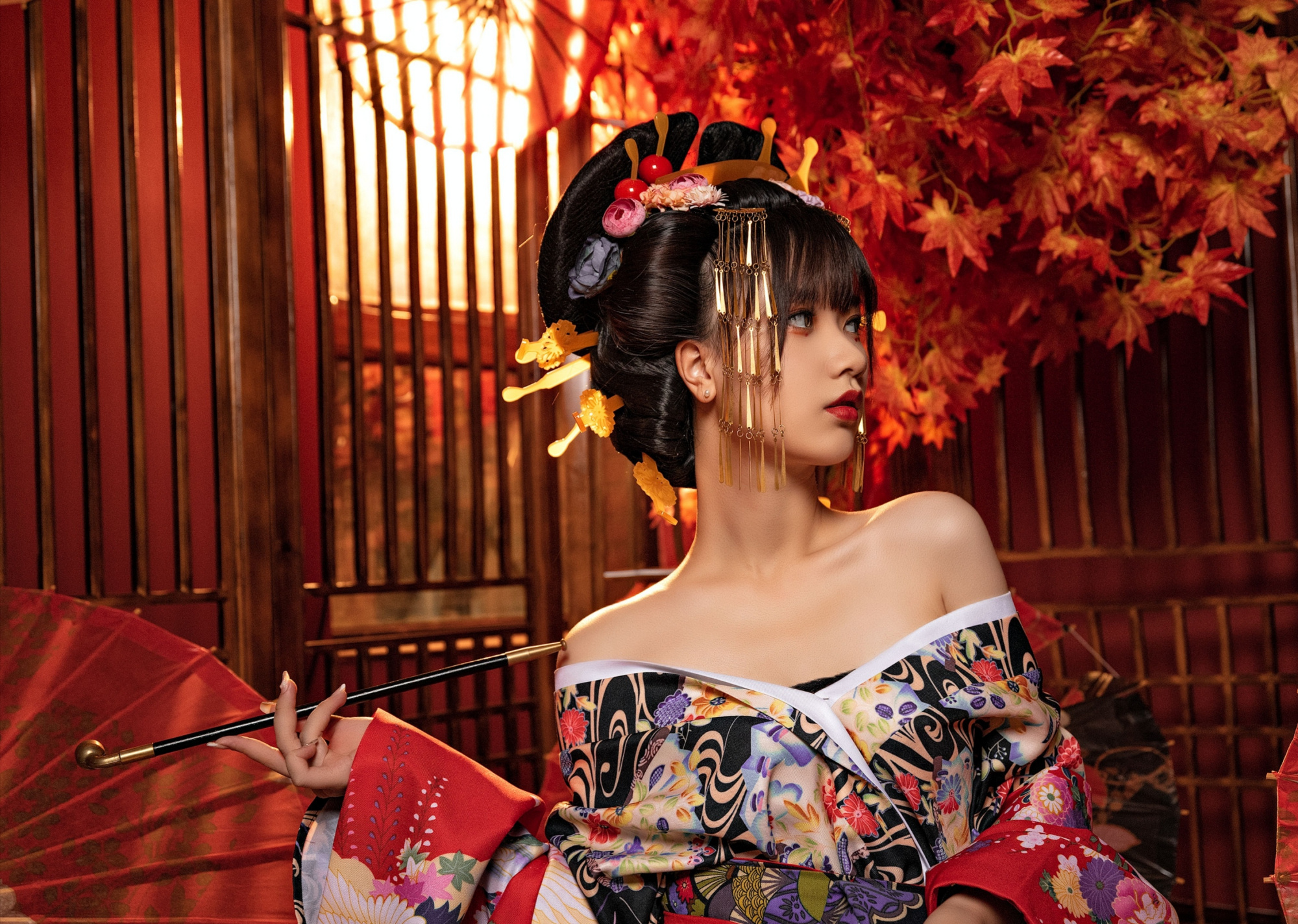 这位和服花魁很美吧,你可别一不小心爱上coser小姐姐咯