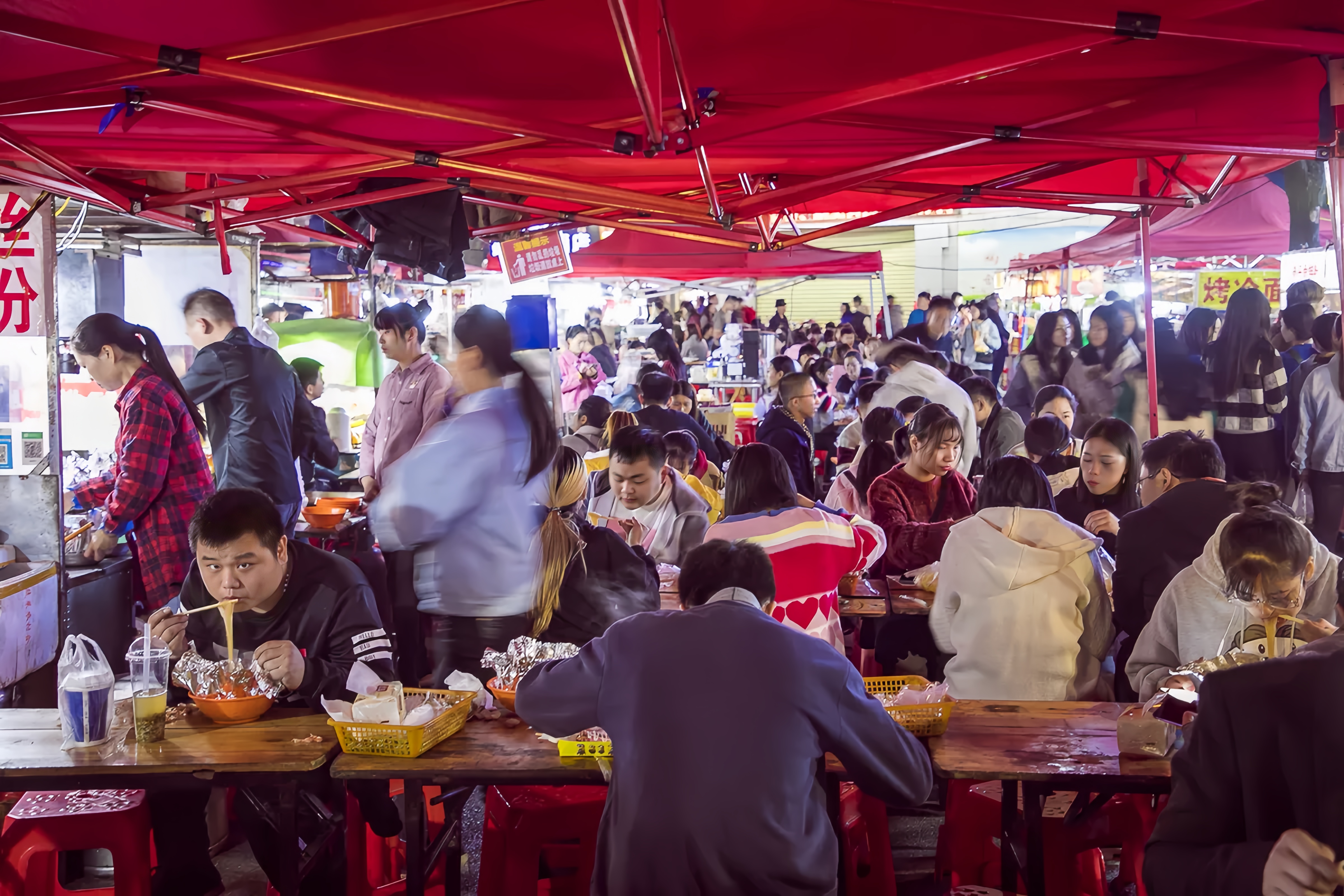 南昌紫荆夜市图片