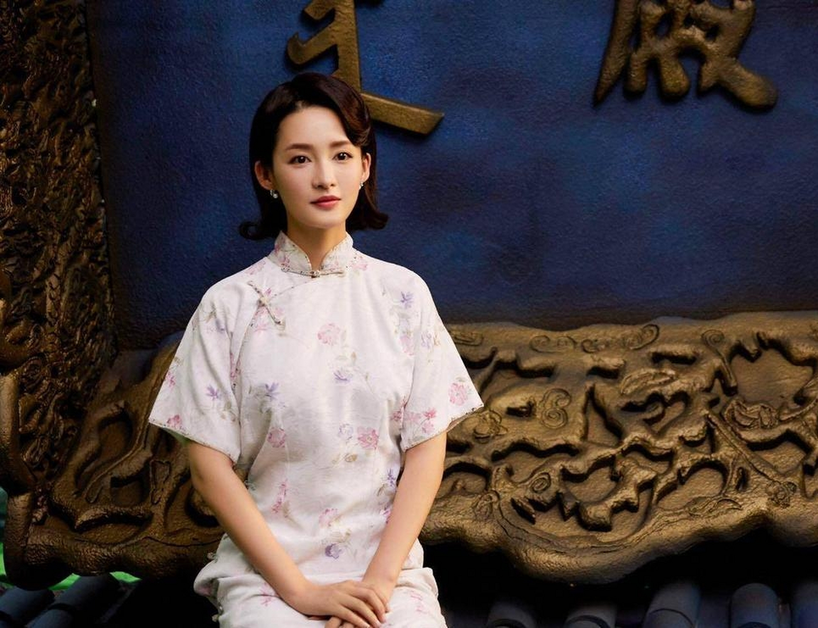 李沁饰演林徽因,气质莫名的有一种相通的感觉.