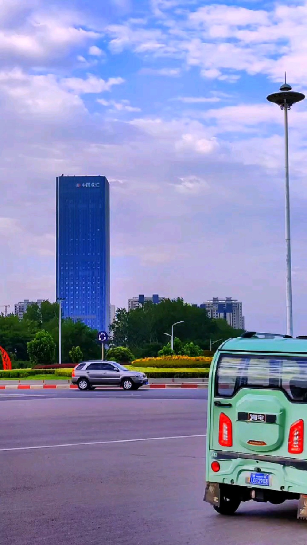 漯河龙江路大转盘