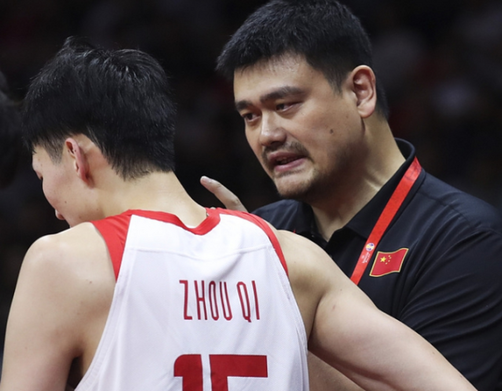 姚明在周琦事件的处理上还是显得太软弱.