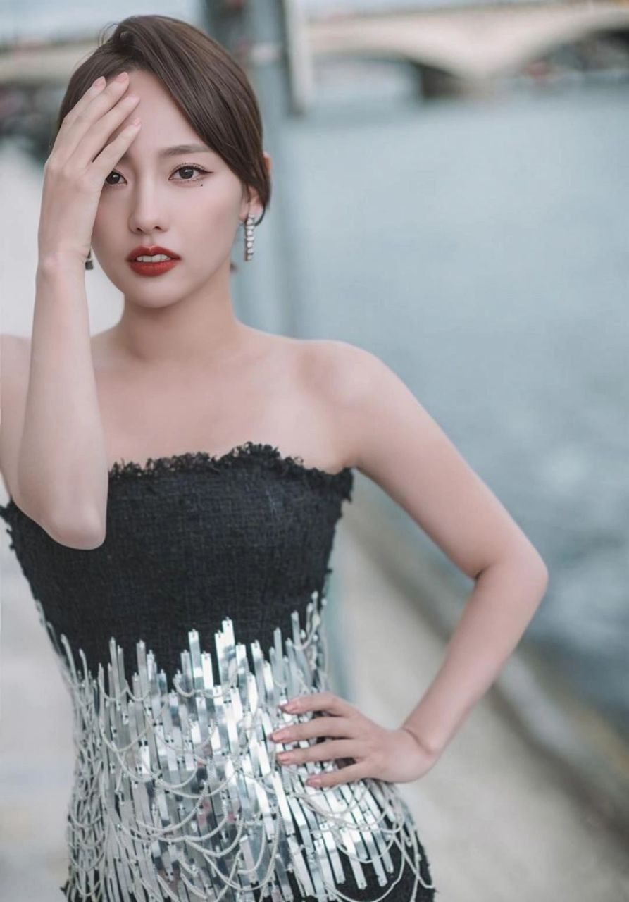 36岁张嘉倪这状态太好了,真的好美啊!