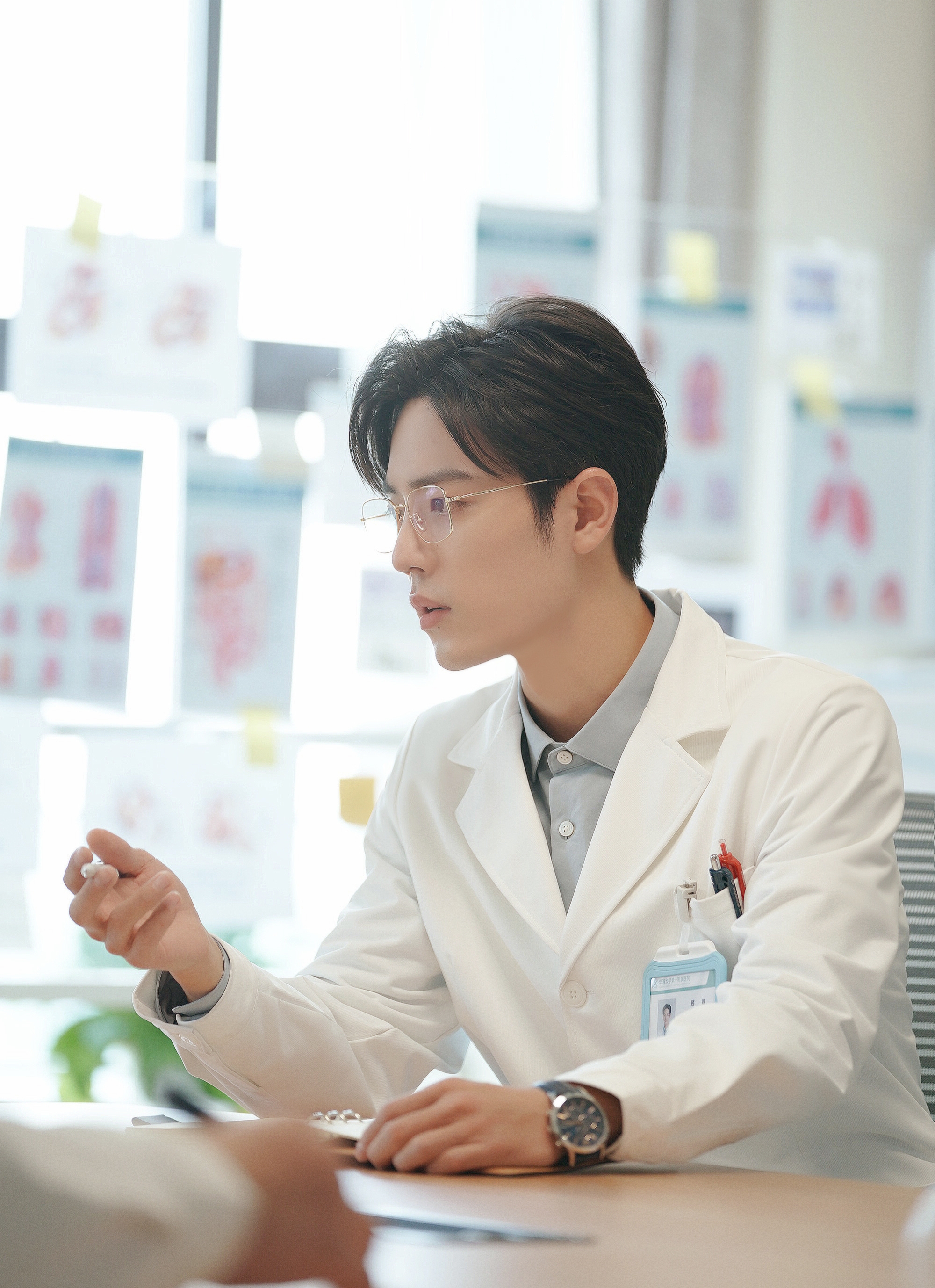 肖战顾魏图片:顾医生,你好呀