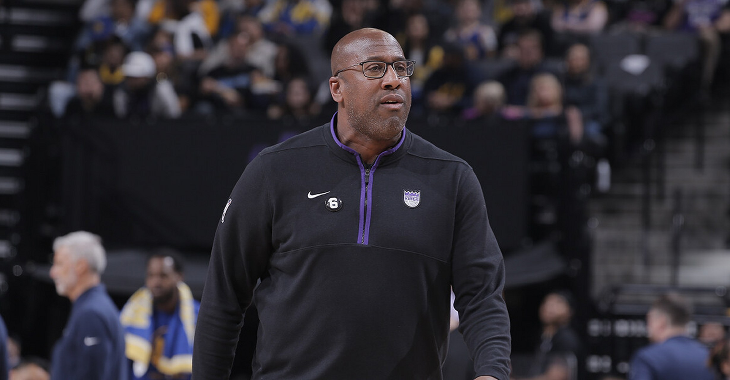 国王主帅迈克-布朗被评选为美国篮球教练协会年度最佳教练,勇士主帅