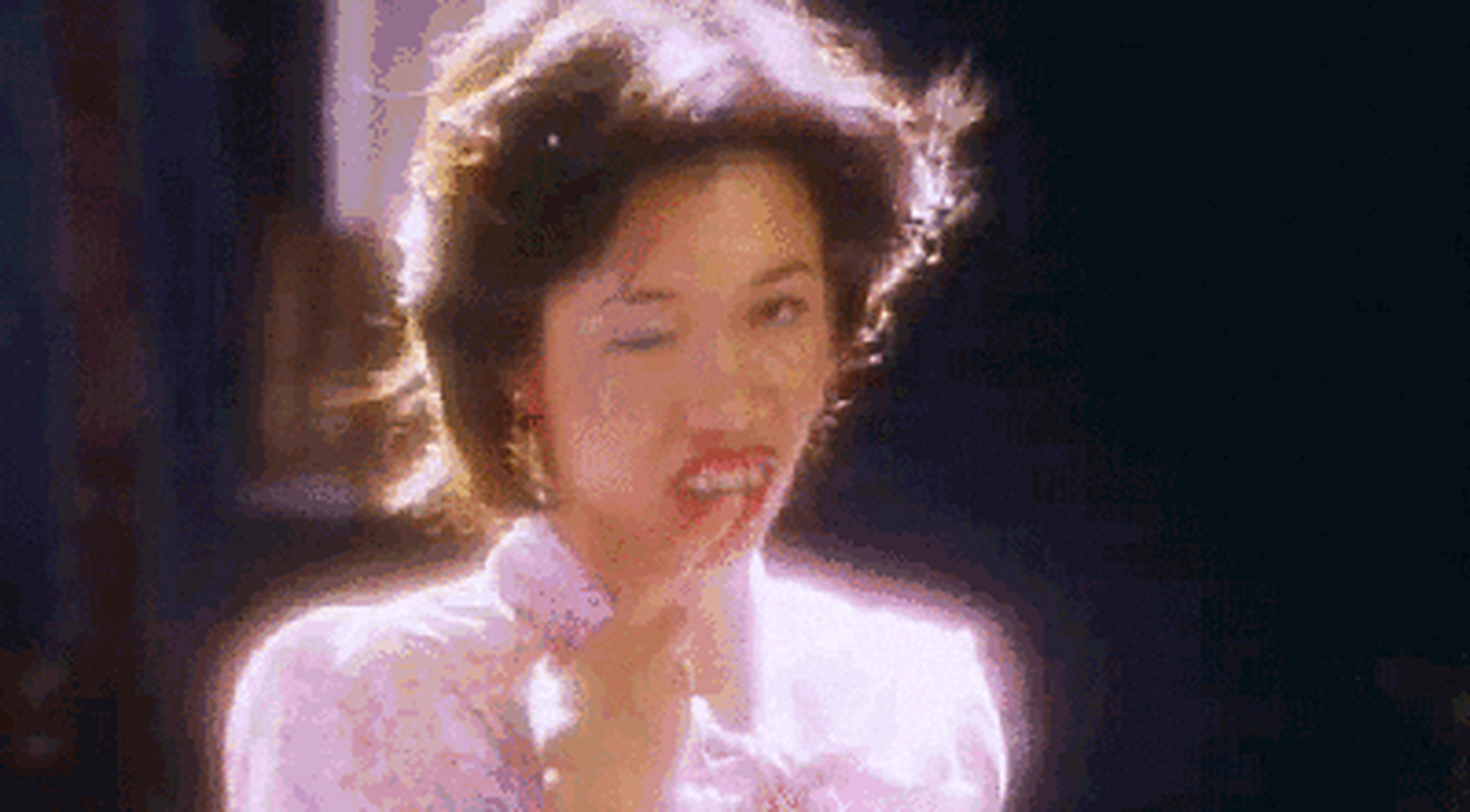 《食神》中的双刀火鸡应该是莫文蔚最值得炫耀的角色之一.