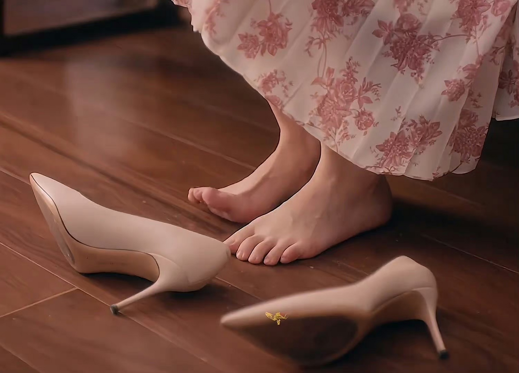 白鹿光脚丫[色][色] #白鹿