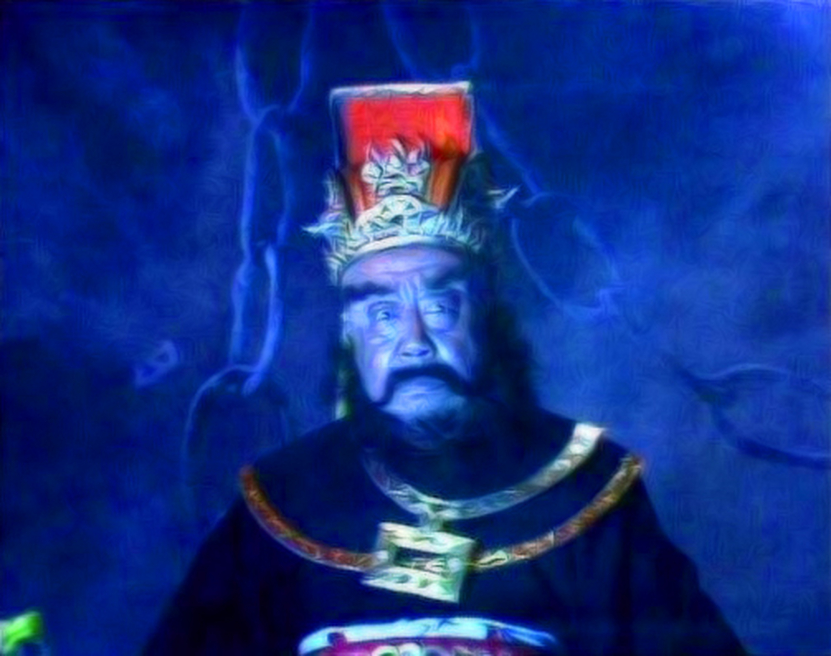 他弄来两个坛子,熬了满满两坛猪鳔,等尖屁股鬼来