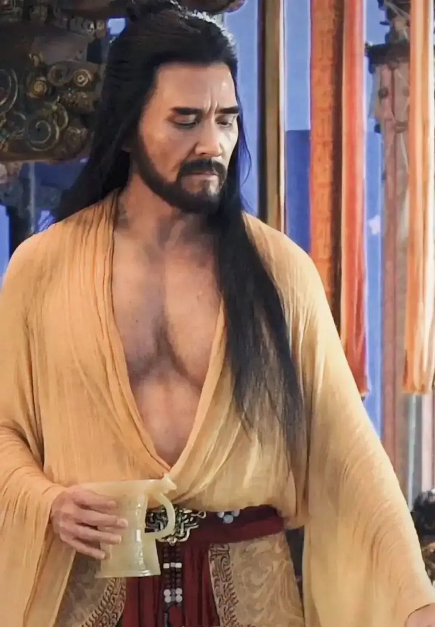 不懂就问,封神榜里的纣王,需要穿的这么性感吗? 676767