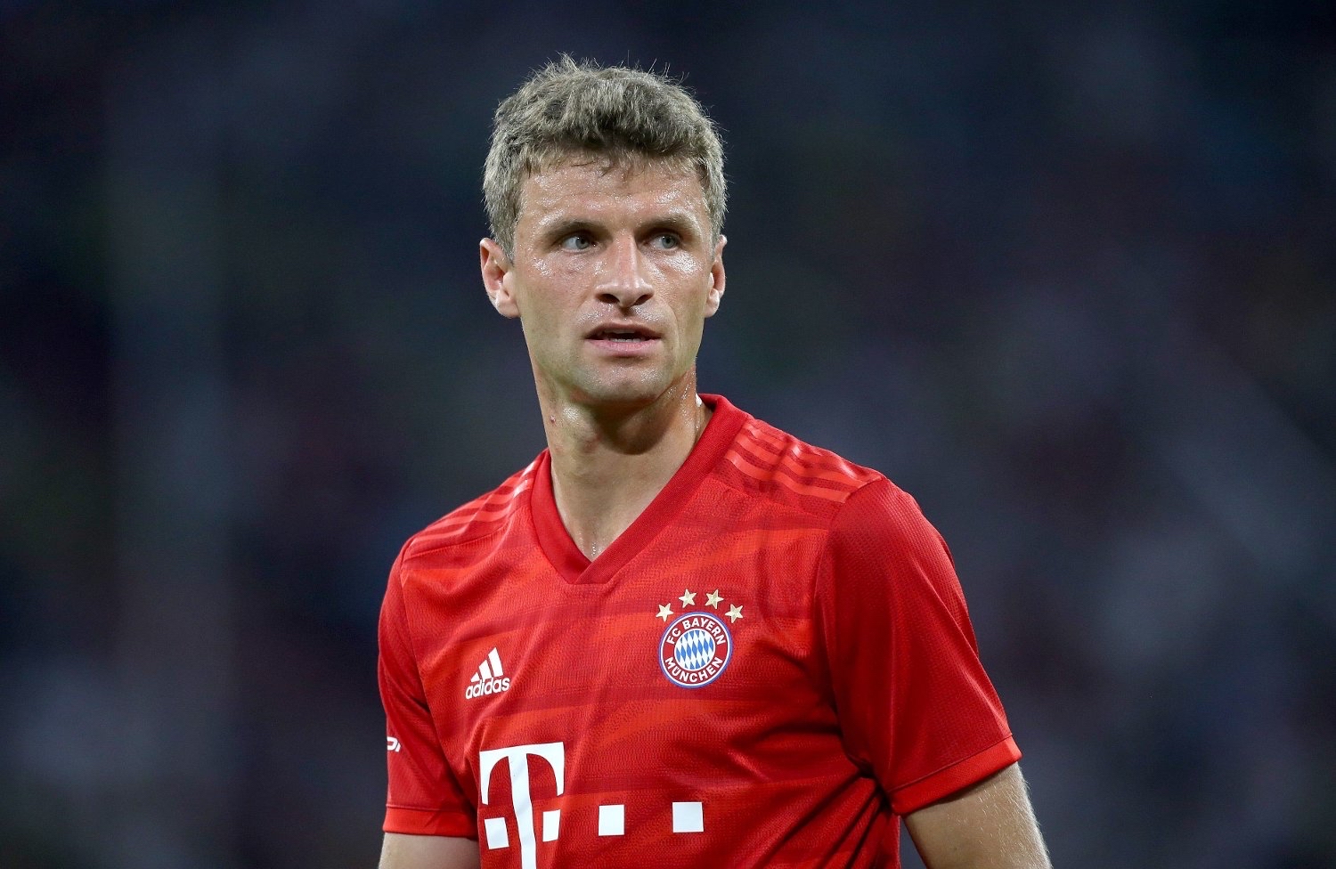 路易斯-萨哈支持穆勒加盟曼联:经验和个性是当务之急