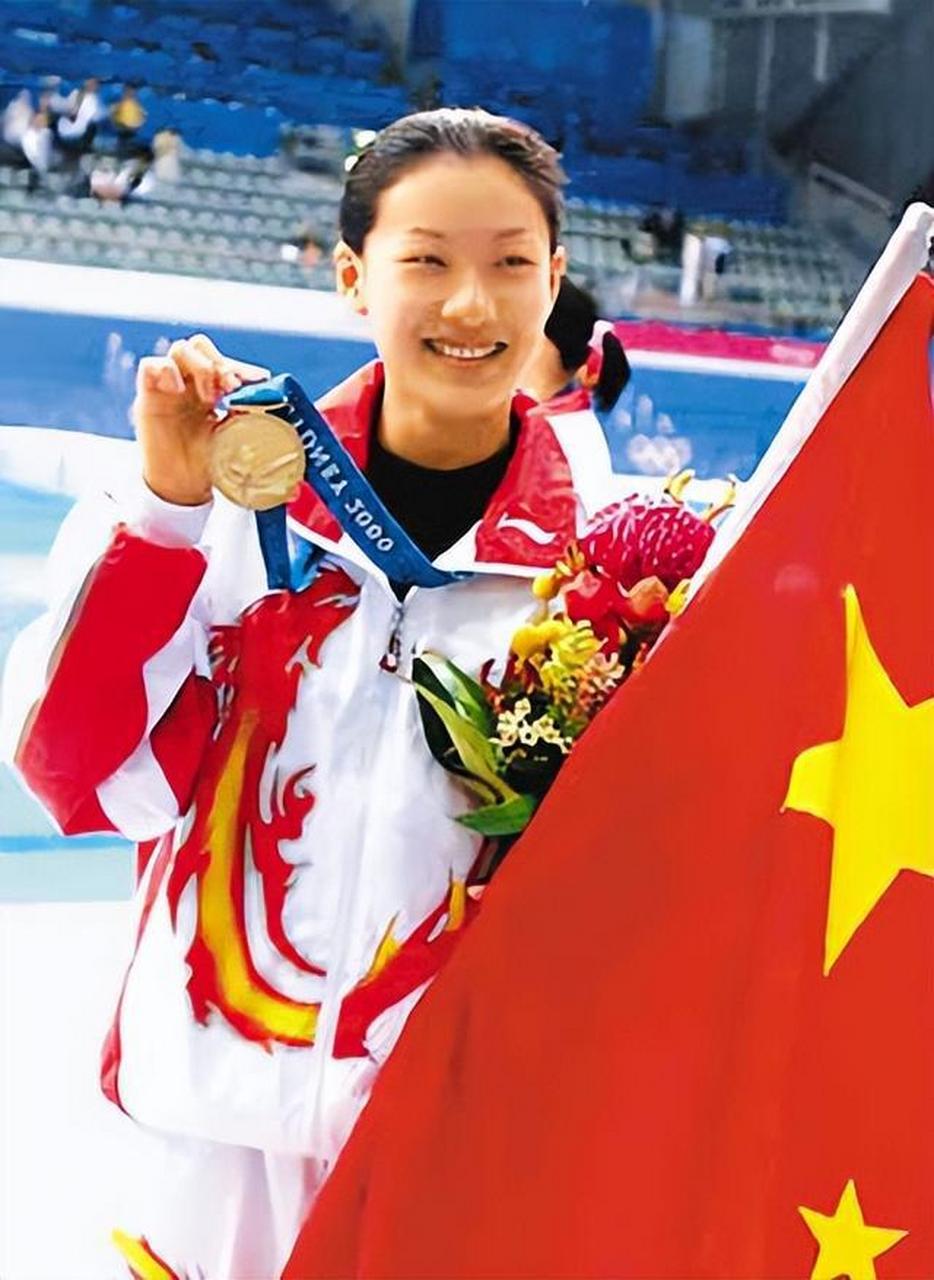 1992年,14岁的伏明霞获得巴塞罗那奥运会女子