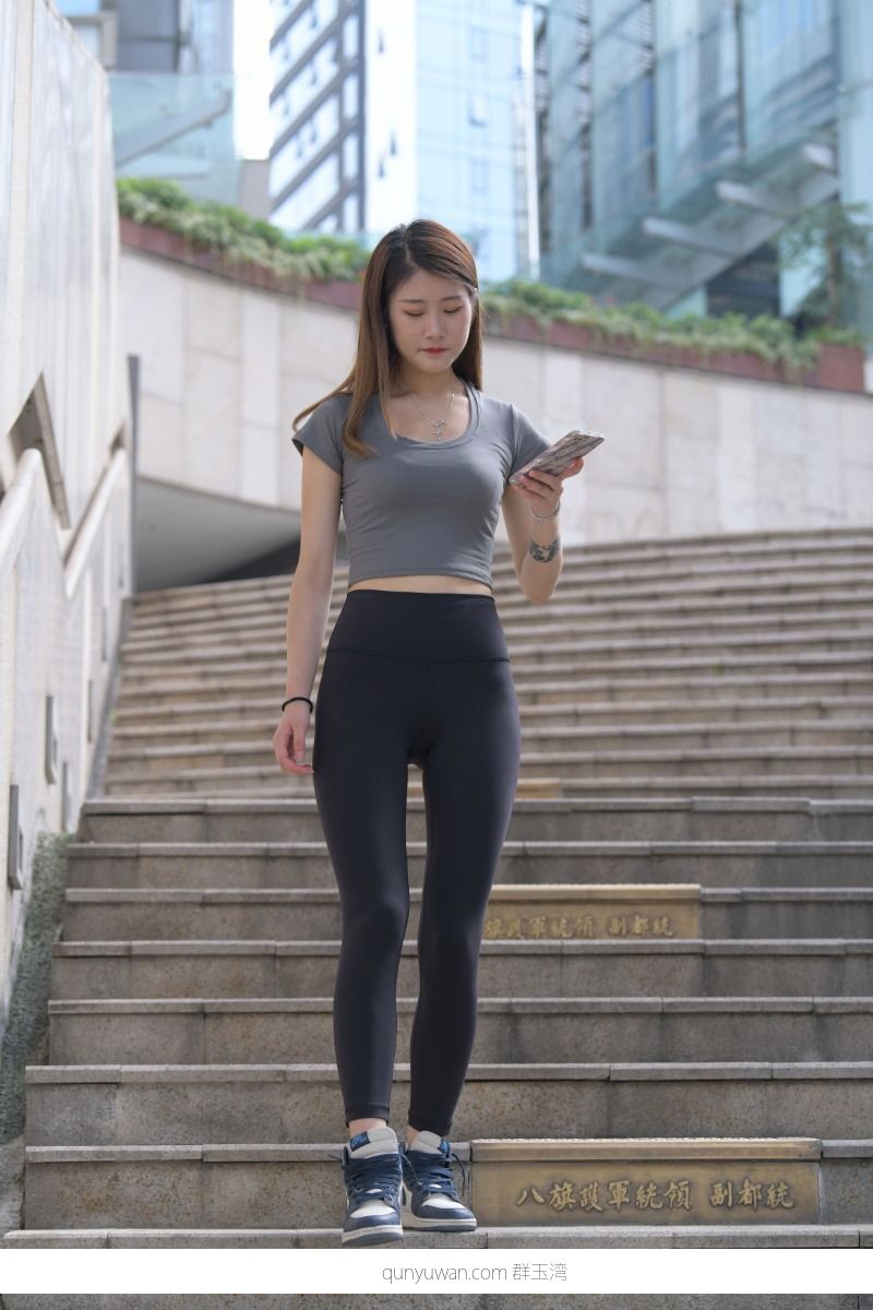 精选街拍作品 NO.949 脾气不好的女孩2 [99P/83MB]