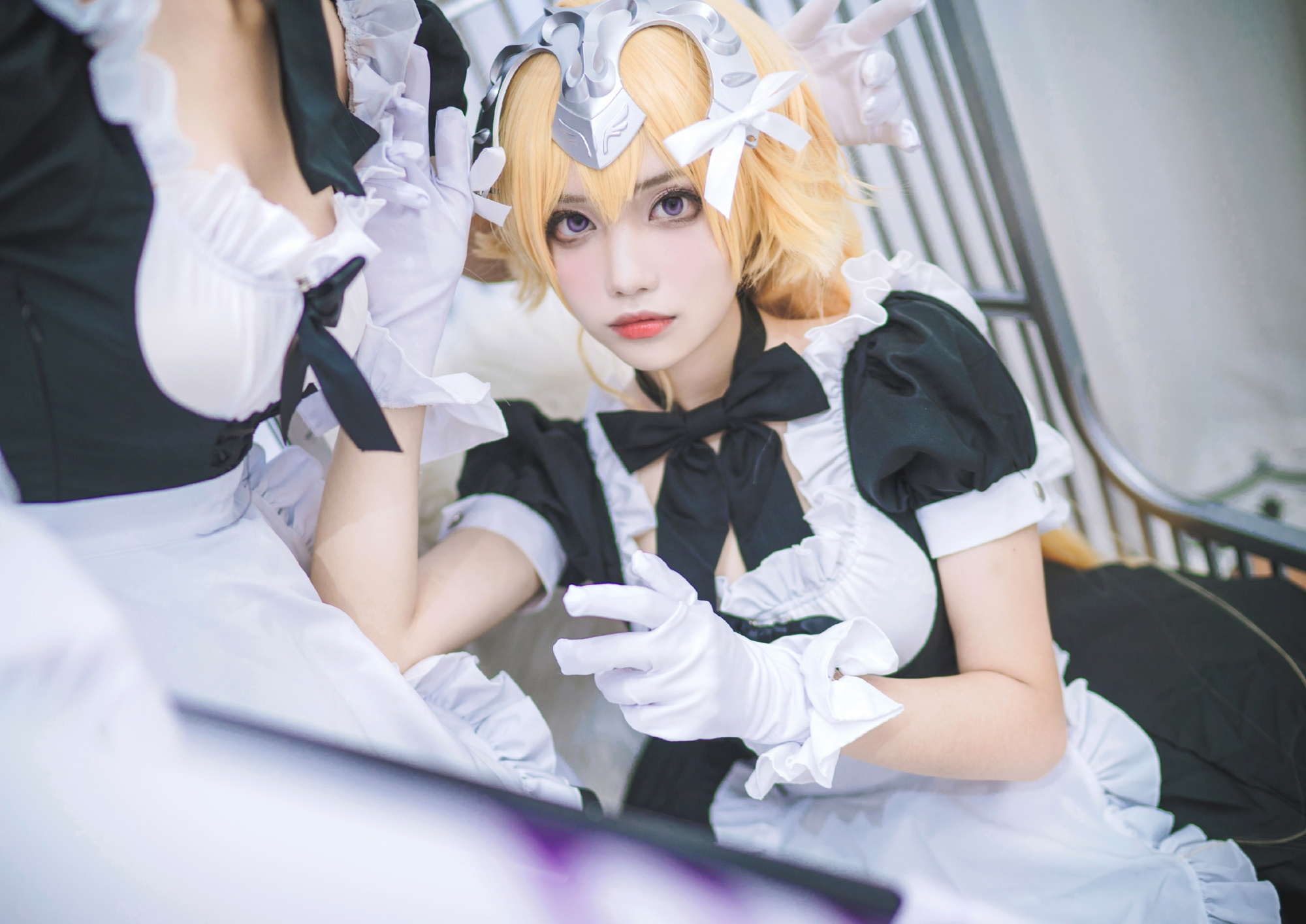 你的黑白两位"白丝"贞德女仆,每天让她们照顾你,太让人羡慕了