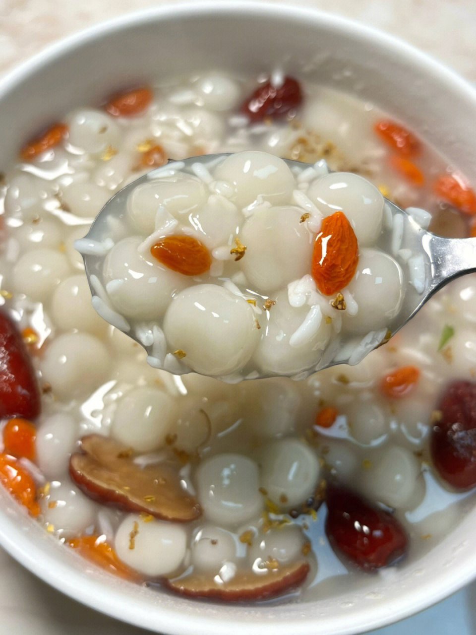 热乎乎的桂花酒酿小圆子 女孩必备!