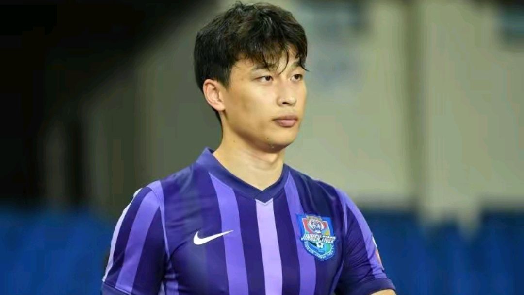 瑞超草蜢队成为中国球员赴欧留洋跳板 草蜢队再次引进一名中国球员