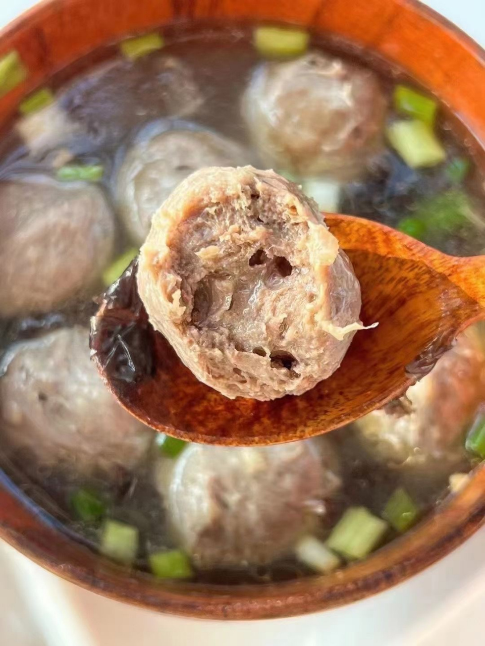 不想吃饭的可以来碗潮汕牛肉丸汤9292 口感十足,爽口爆汁,太美味
