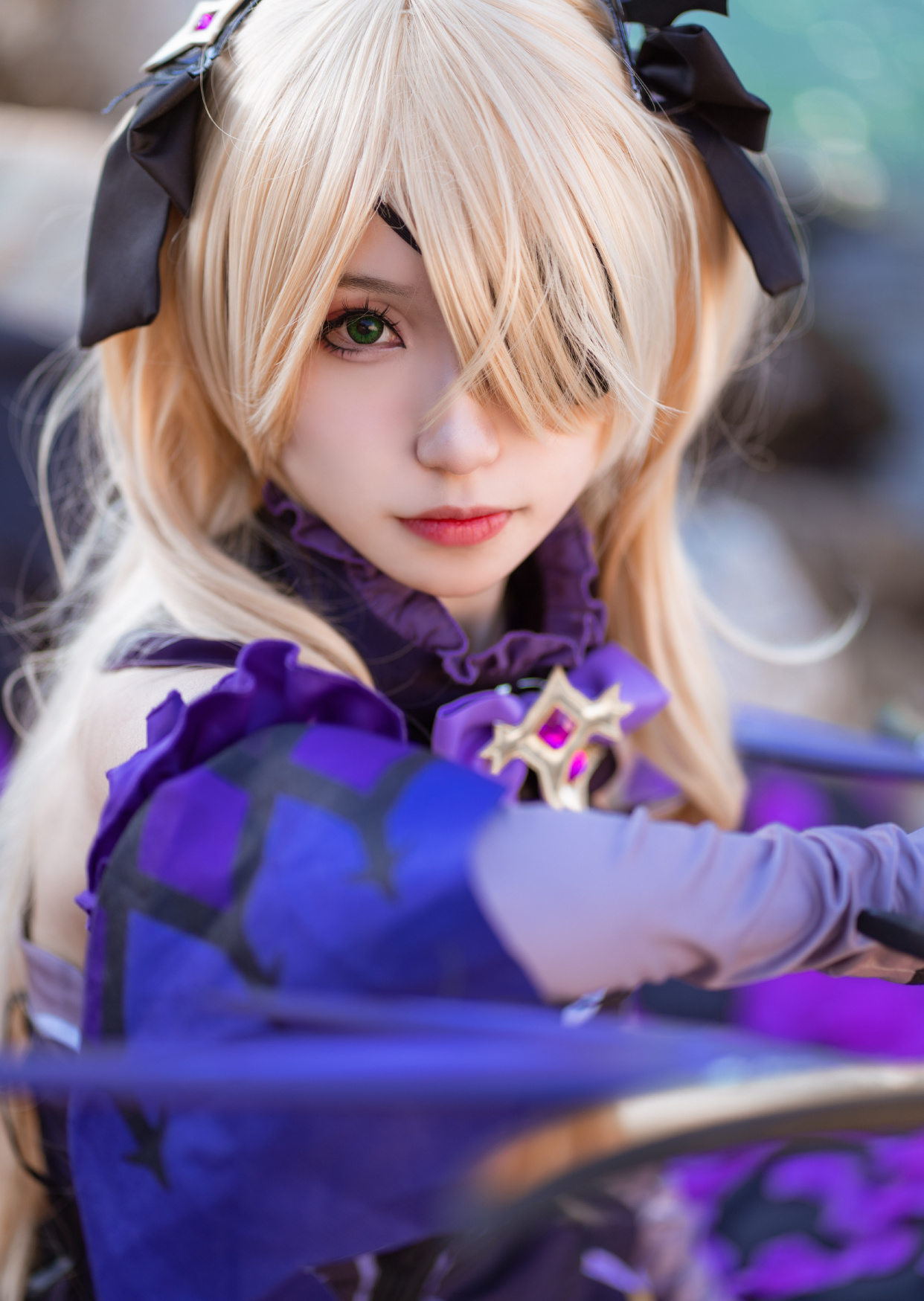 《原神》菲谢尔cos,身材纤细,看起来楚楚动人