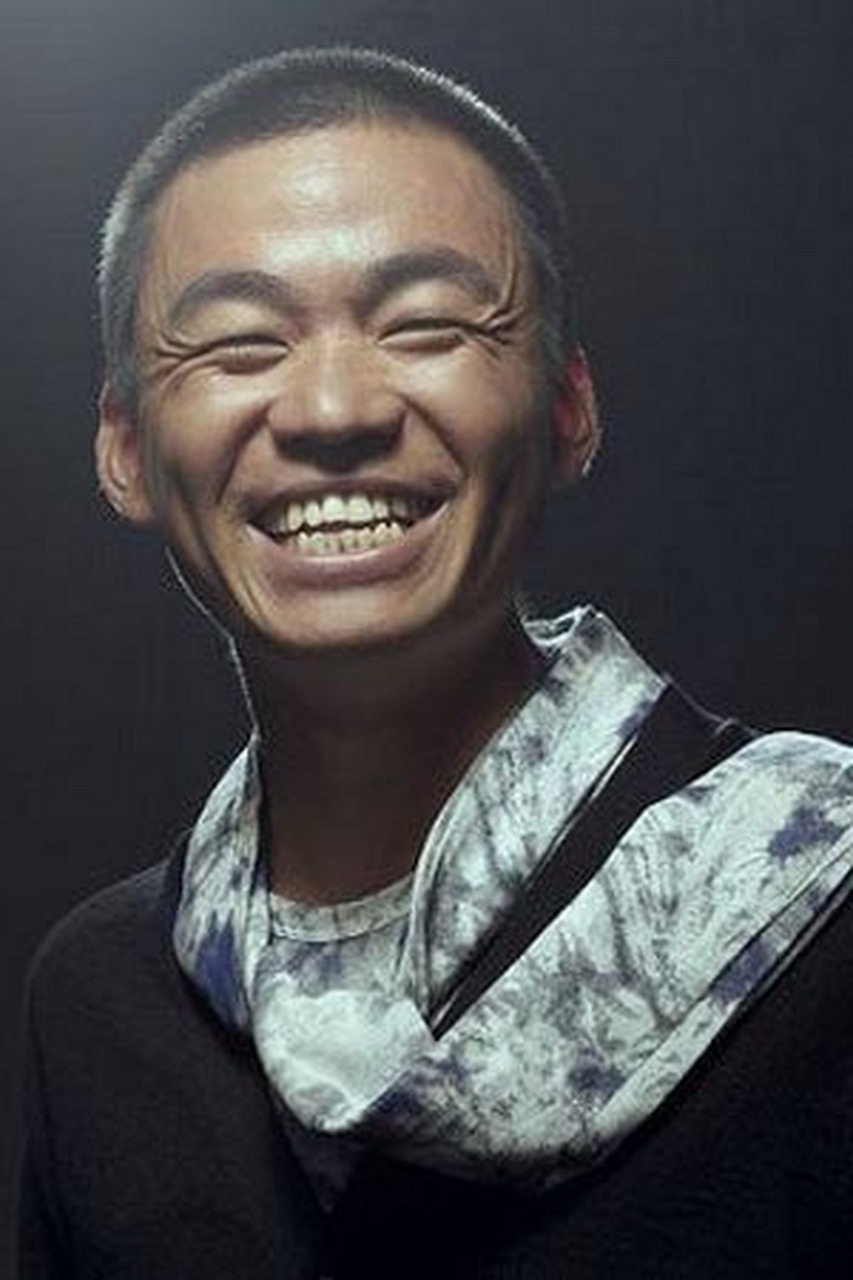 《戏说乾隆》中周庭坤饰演的贾六真是个活宝,整部剧的搞笑担当,我就想