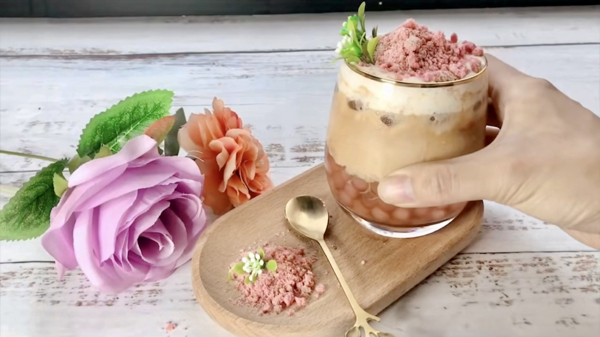 夏日饮品教程:樱花珍珠奶茶,超级少女,是每个女孩都无法抵挡的