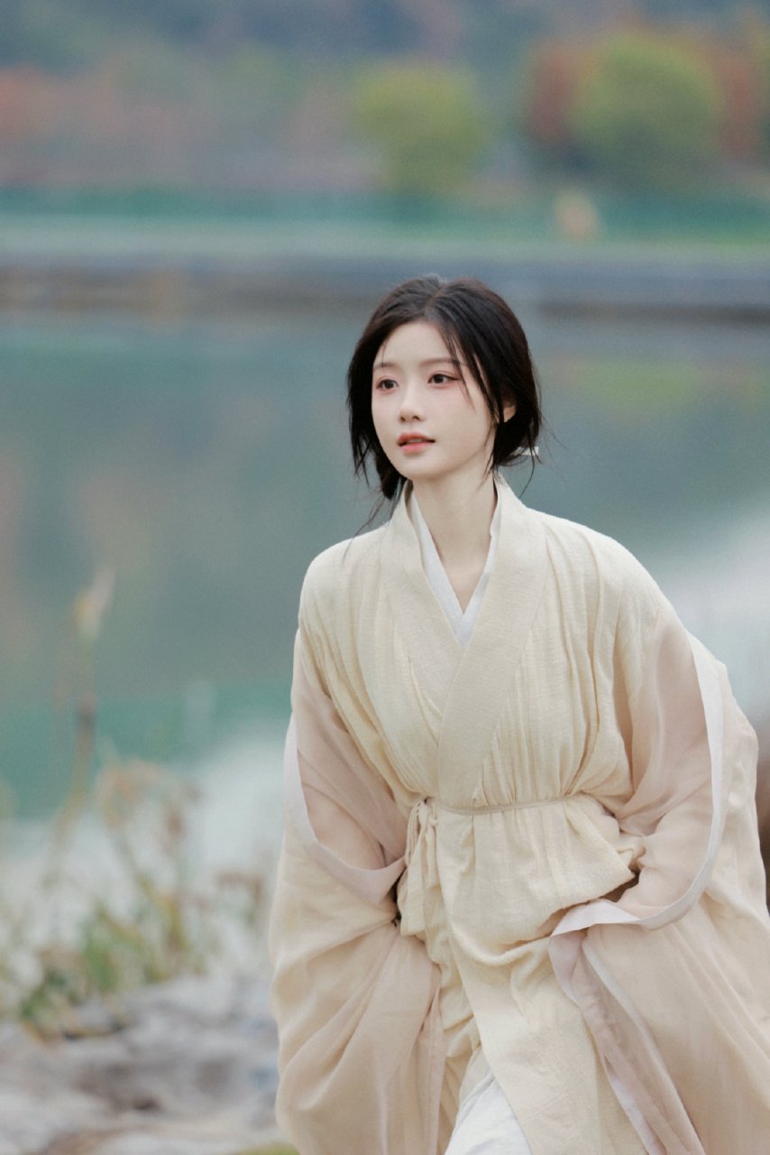 莲花楼里的苏小庸好漂亮啊