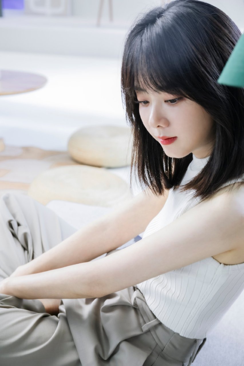 谭松韵高清壁纸头像(十五)[期待]