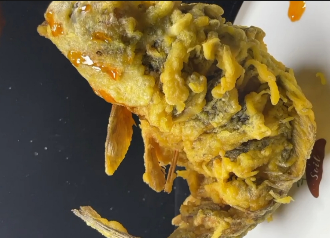 美味源自传承,松花糖醋鲤鱼骨刺酥软,香酥可口鱼肉肥厚鲜香味美