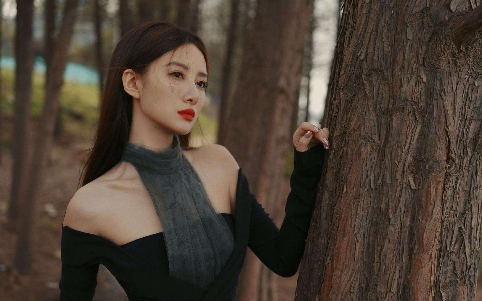 吴优# 窈窕曼妙的身材,前凸后翘,性感撩人的小蛮腰,香艳迷人