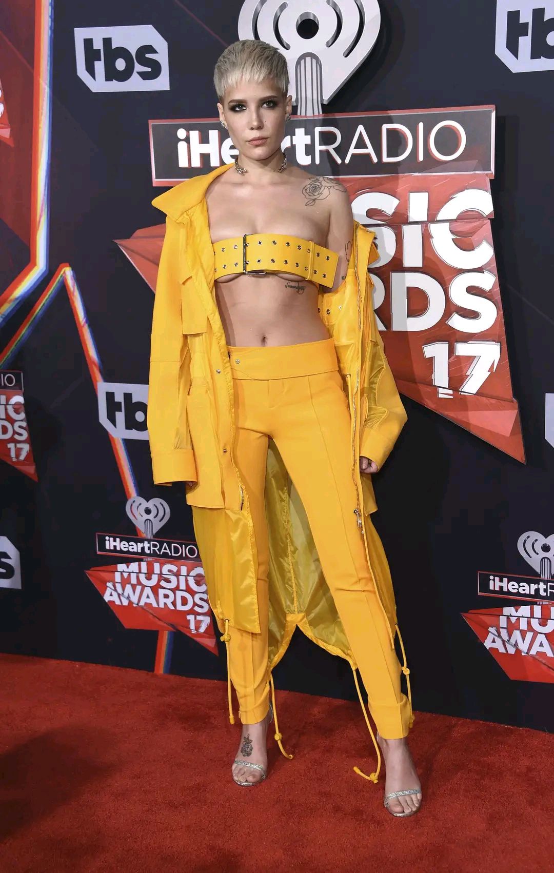 明星图集――halsey