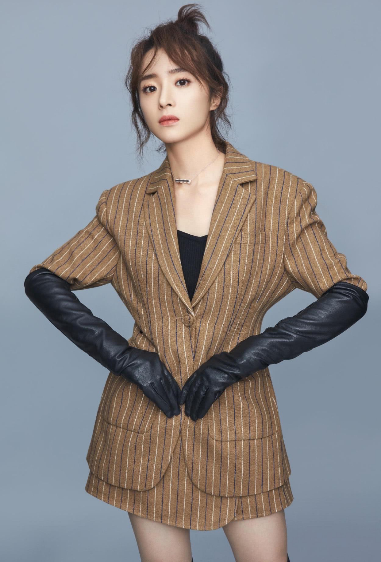 胡冰卿:出水芙蓉,美丽娇艳