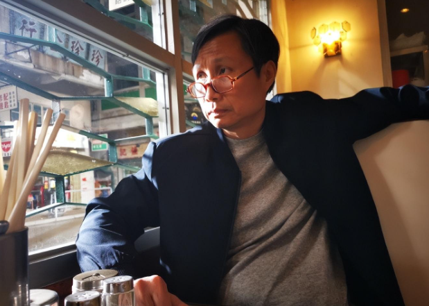 一样是丑角,吴家辉成了红遍广东的369,蒙伟明演完尚下九后不见