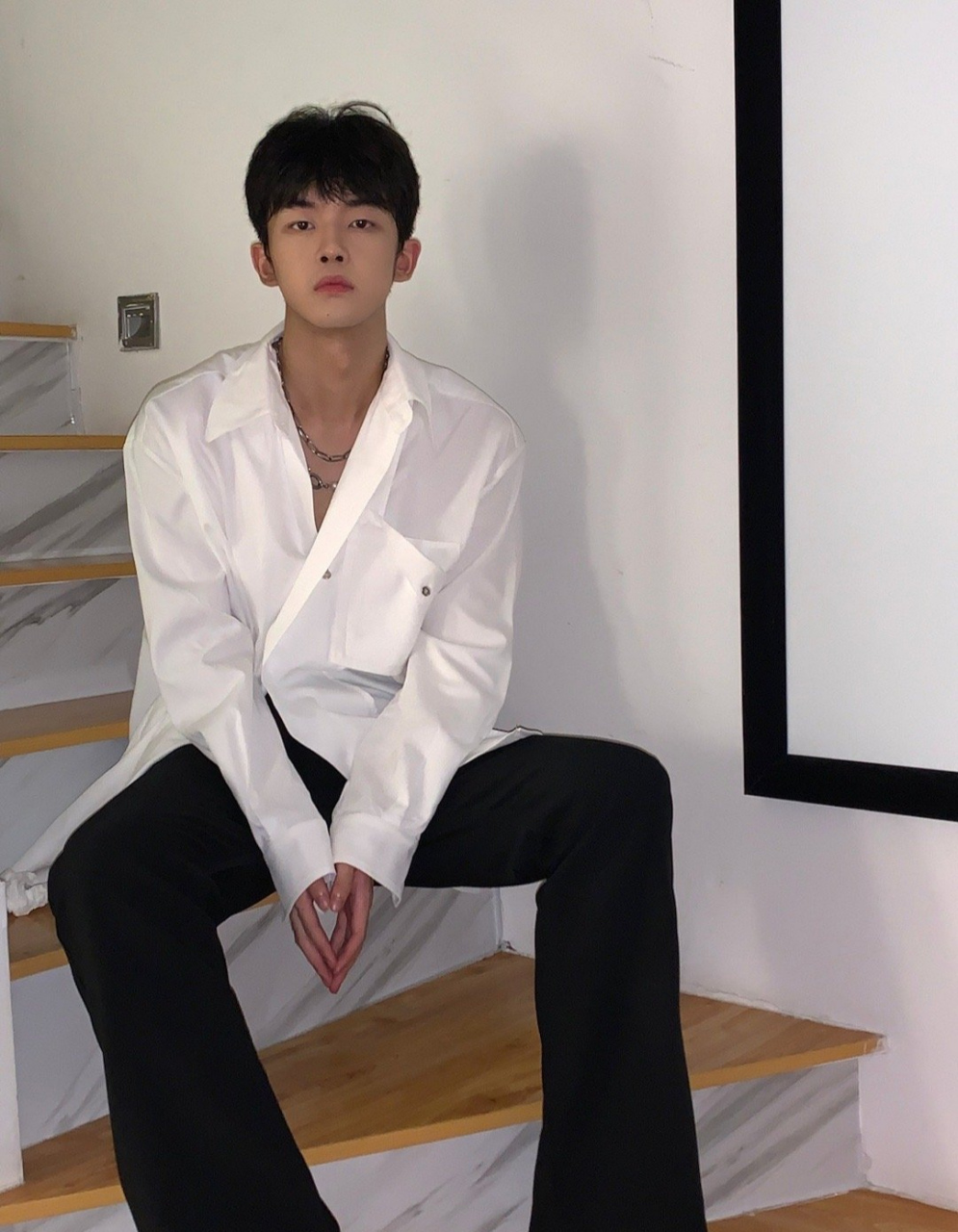 帅哥推荐之白衬衫帅哥#今日男友