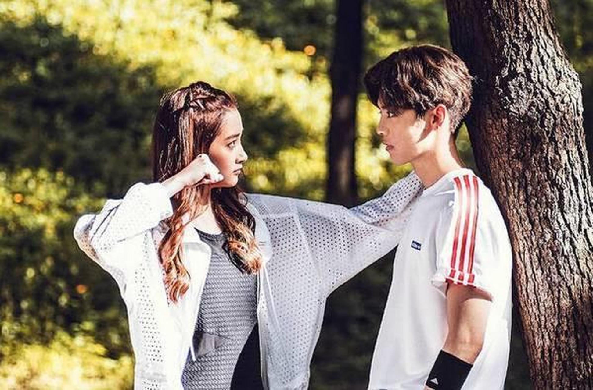 关晓彤竟然只是鹿晗爱而不得的替身,高中时的鹿晗对校花魏千雅一见