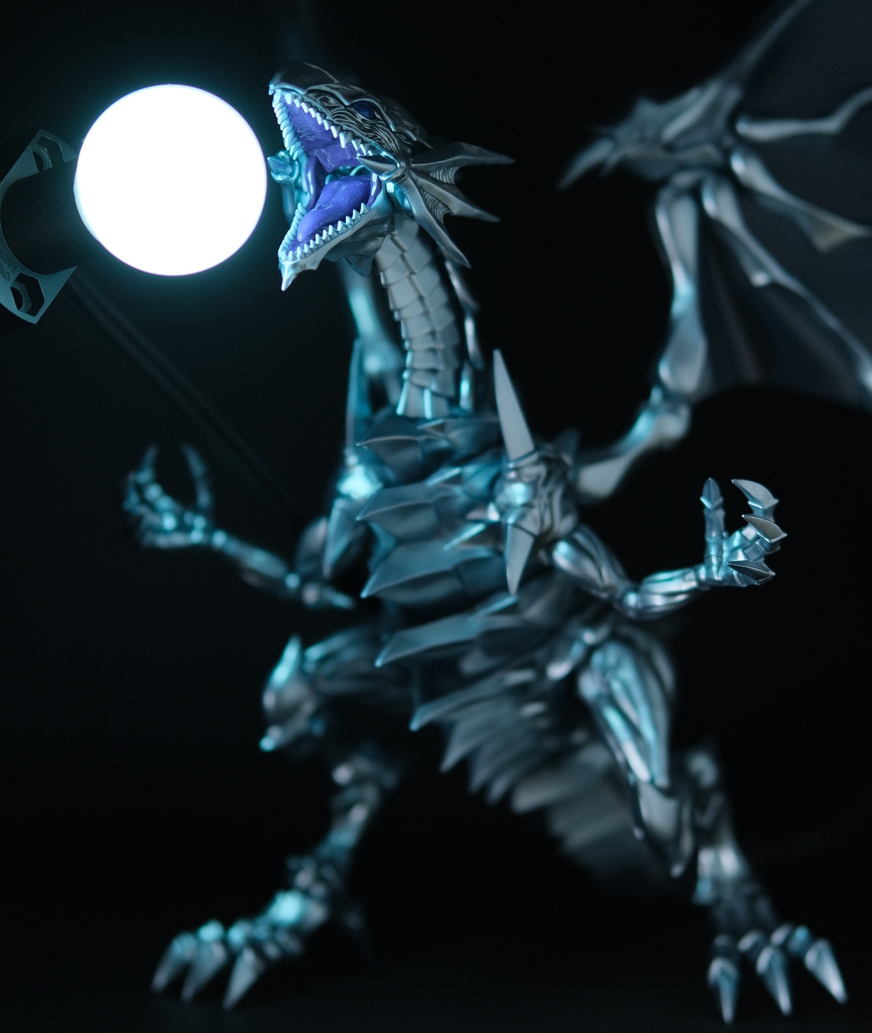 模型欣赏:frsa游戏王 青眼白龙