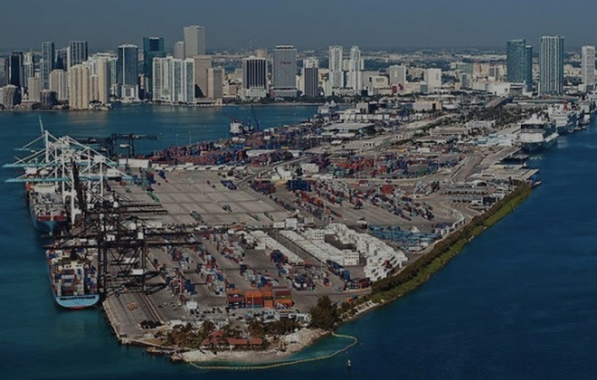 休斯顿港一季度表现良好,将更快达到100万标准箱  尽管3月份总标准箱