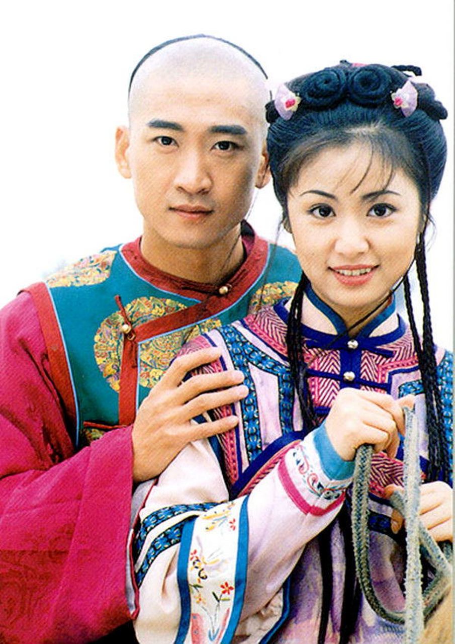 抛开两个人的恩怨,喜欢过曾经的尔康和紫薇  林心如与周杰的恩恩怨怨