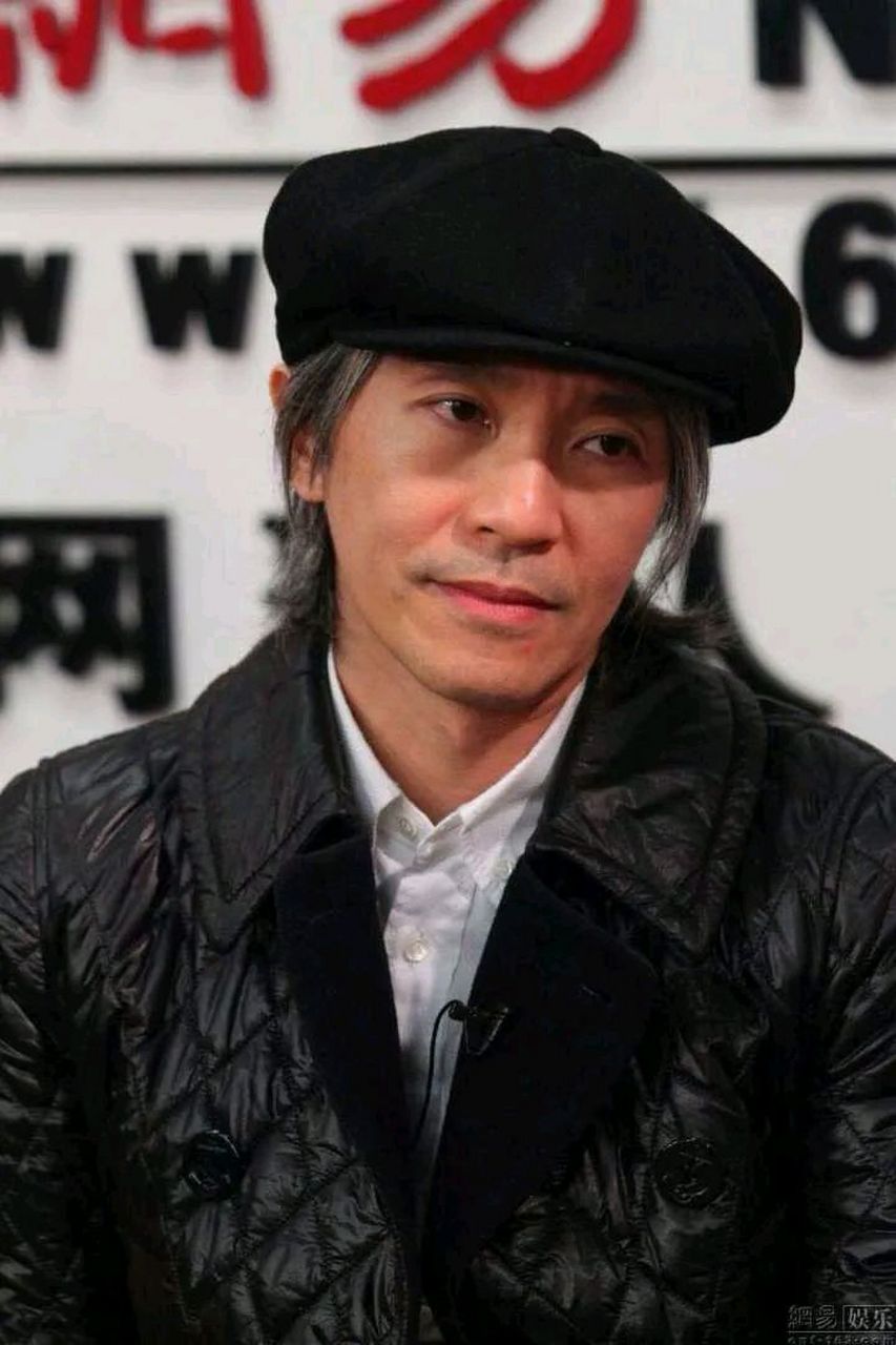 《少林足球》票房佳,但未送审禁映.