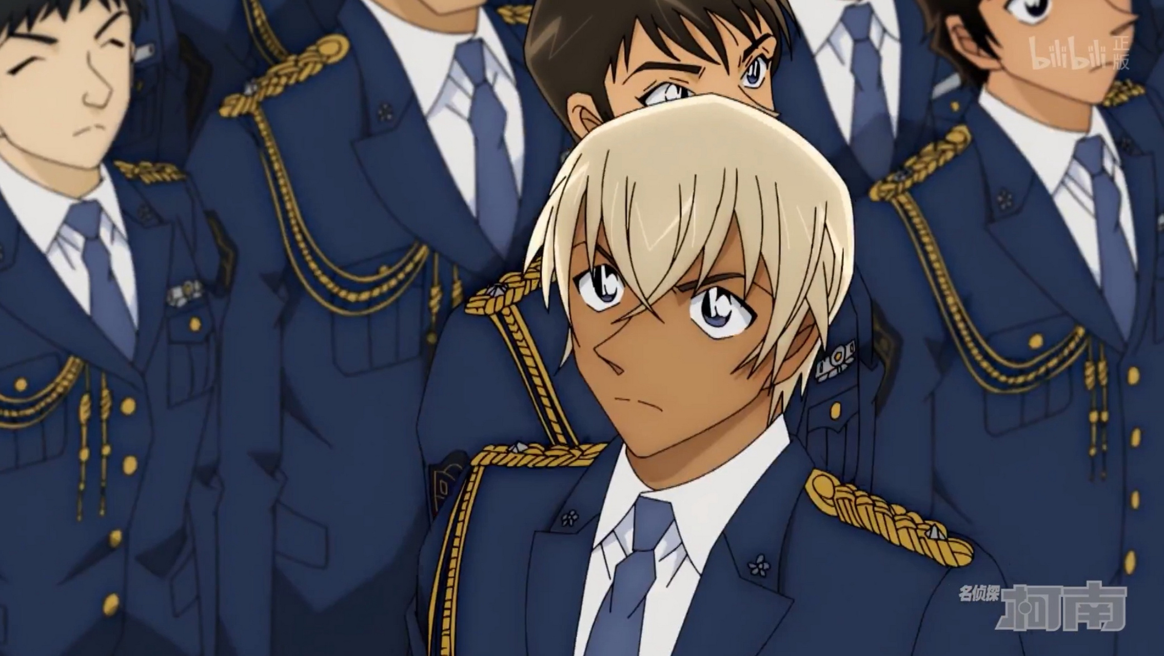 名侦探柯南# 七年前,降谷零在警校学习;七年后(现在),安室透在咖啡厅