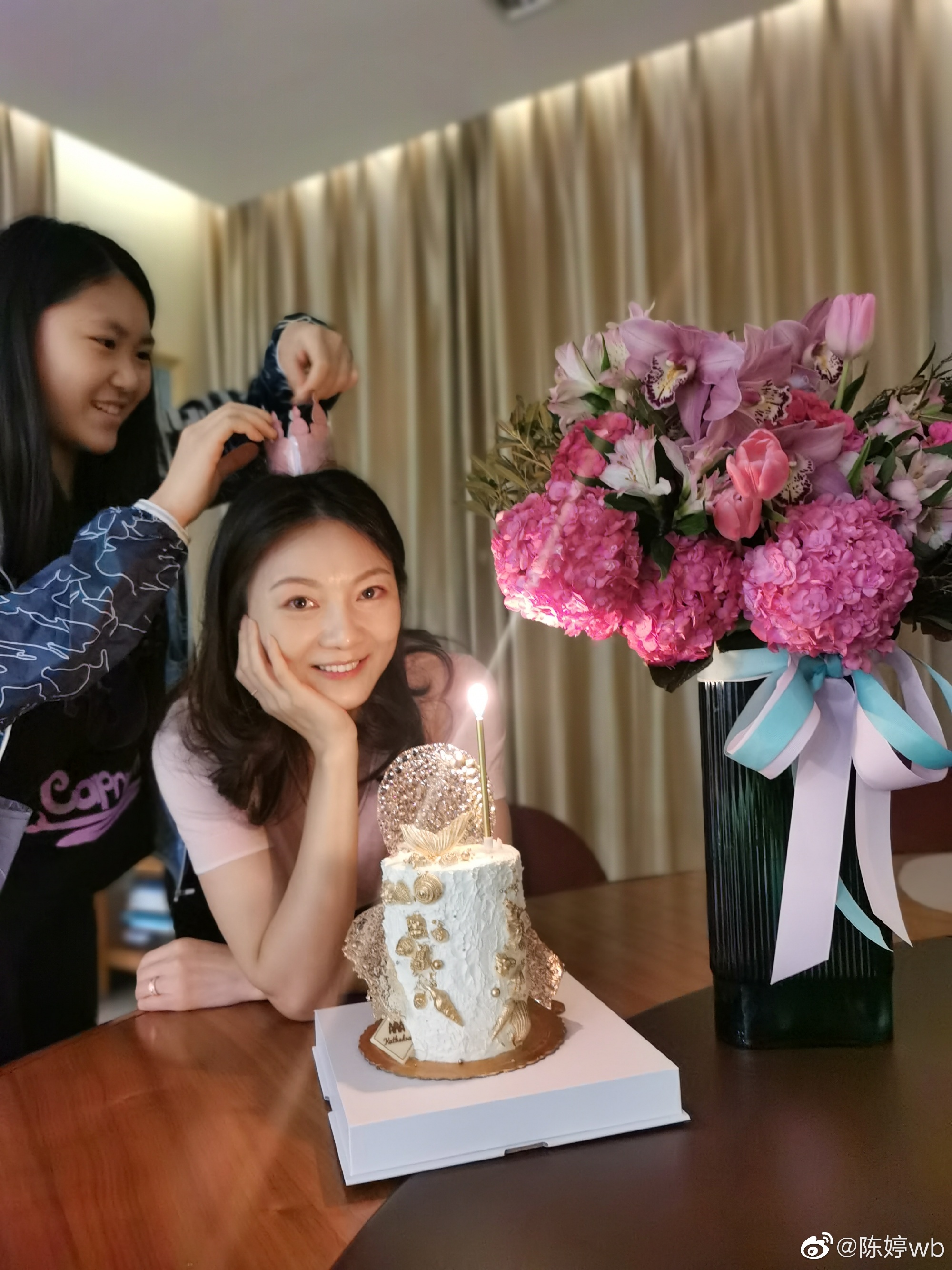 心疼张艺谋被批,晒儿子考进耶鲁被嘲,陈婷:嫁张艺谋错在哪?