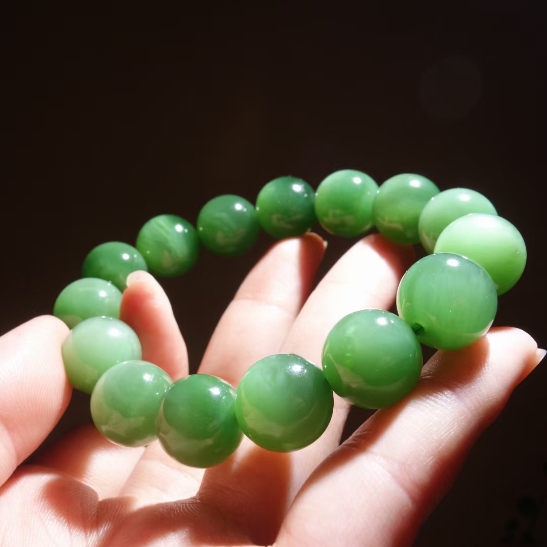 「珠圆玉润·碧玉」和田玉碧玉猫眼圆珠手串
