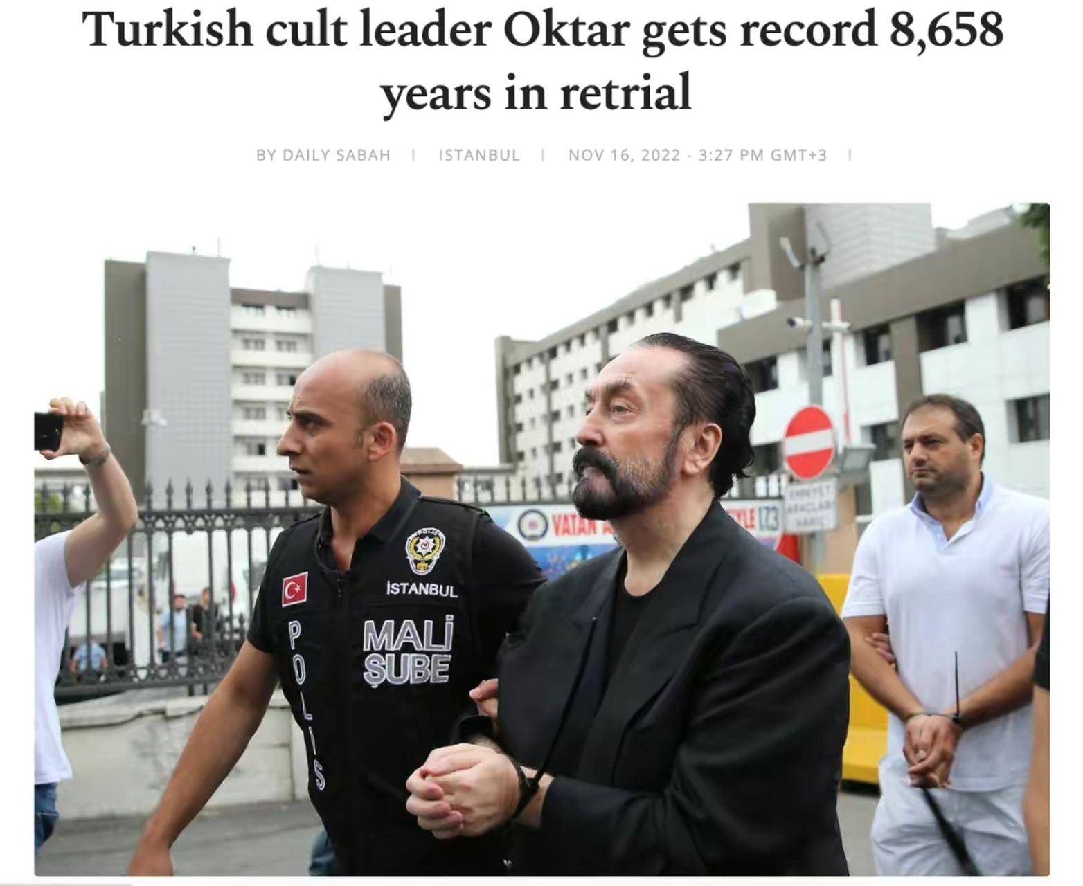 66岁的土耳其著名"性爱邪教教主"阿德南·奥克塔(adnan oktar)被