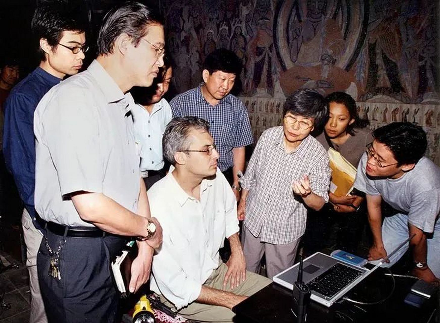 1978年,樊锦诗去大姑姐家接二儿子彭晓民.