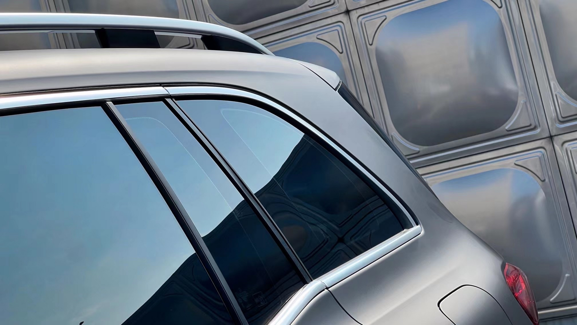 每日汽车改色膜分享 pet消光陨石灰帅气十足 #车艺尚# #yeecar# #车漆