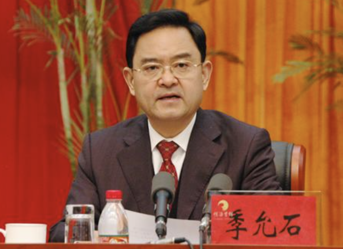 他曾是江苏省长,在江苏工作20年,人民心中的父母官,今年76岁了