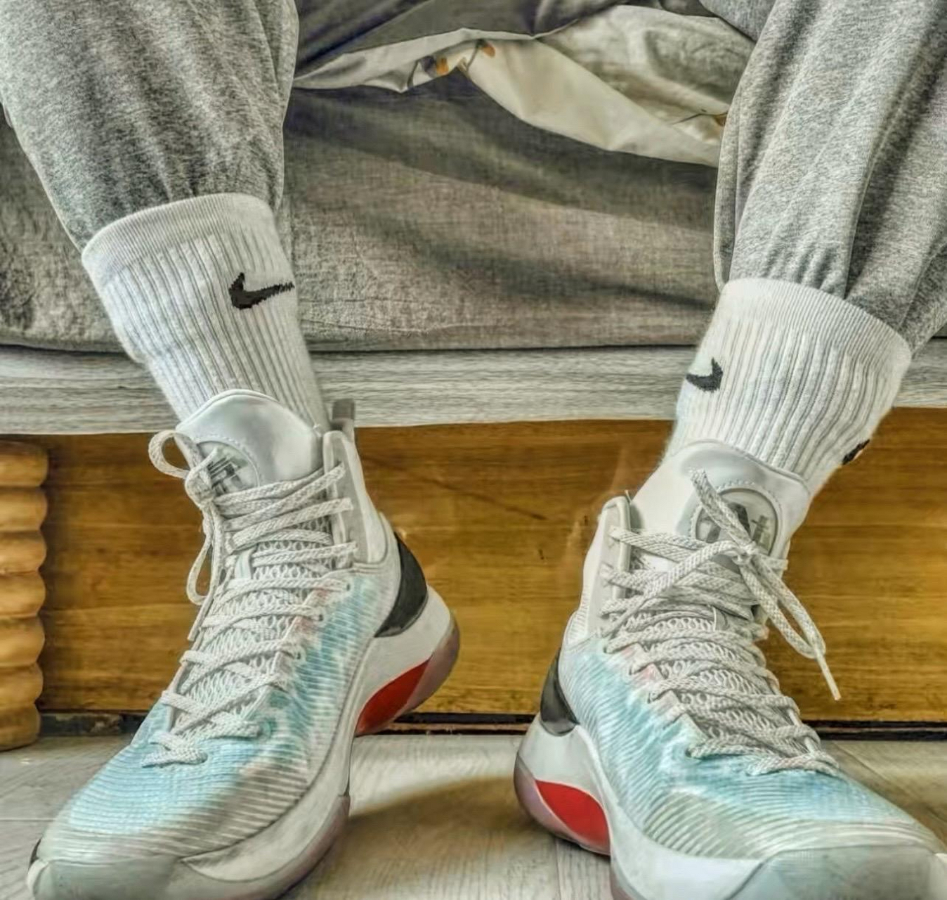 带你一起去电梯口,下楼去吃好吃的#帅哥