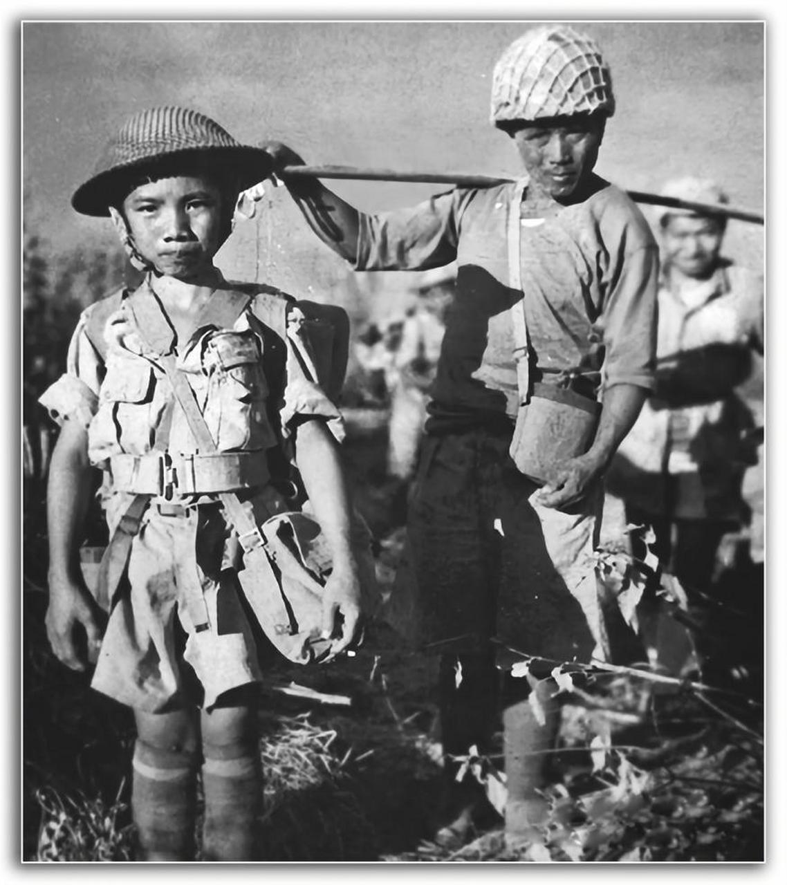 下图为中国远征军小战士,相信很多家长都能在那稚气