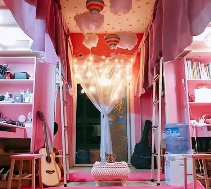 大学生宿舍装饰走红,美得不要不要的,可别忘了正事啊