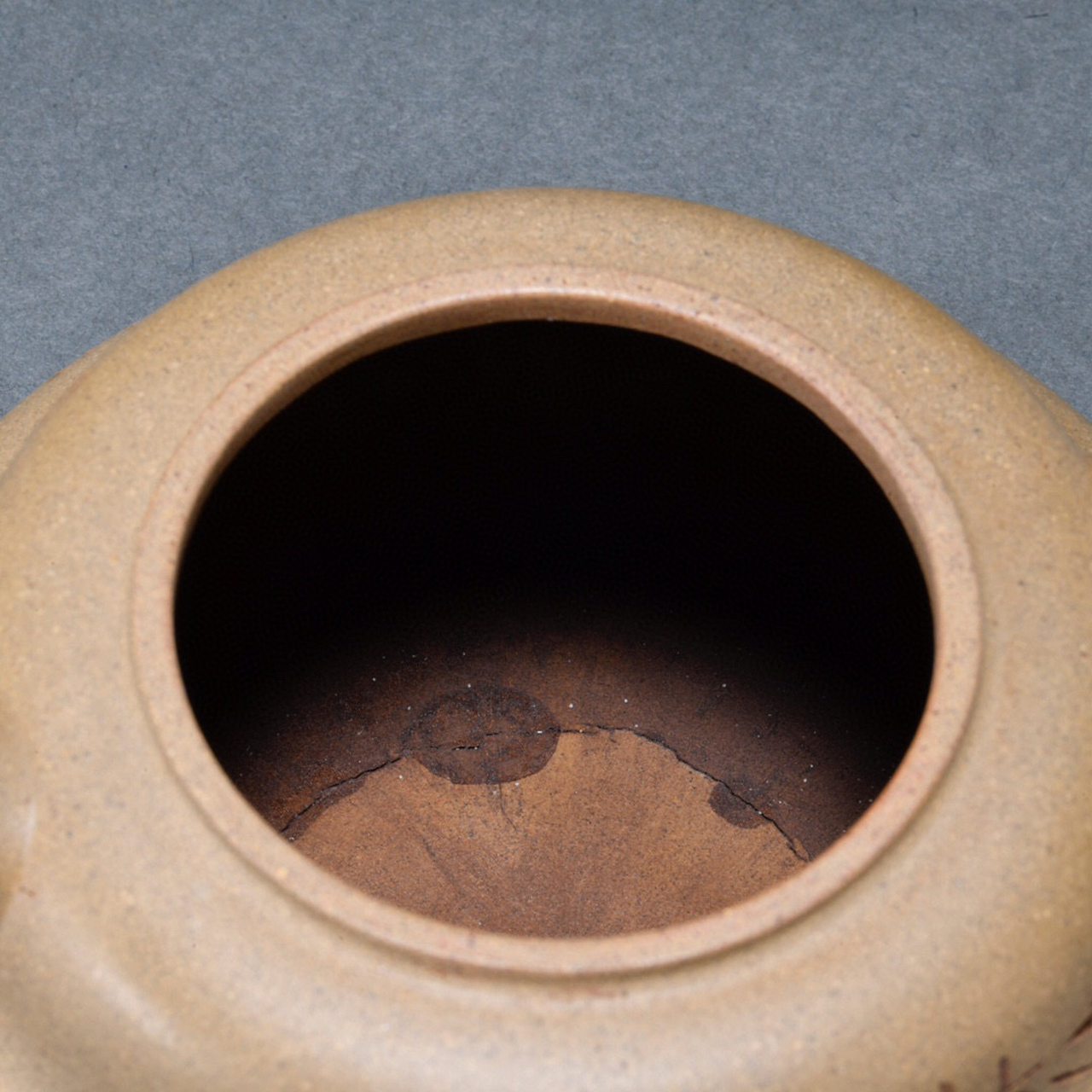 裴石民·紫砂竹节茶壶 规格:高9cm 宽15.2cm