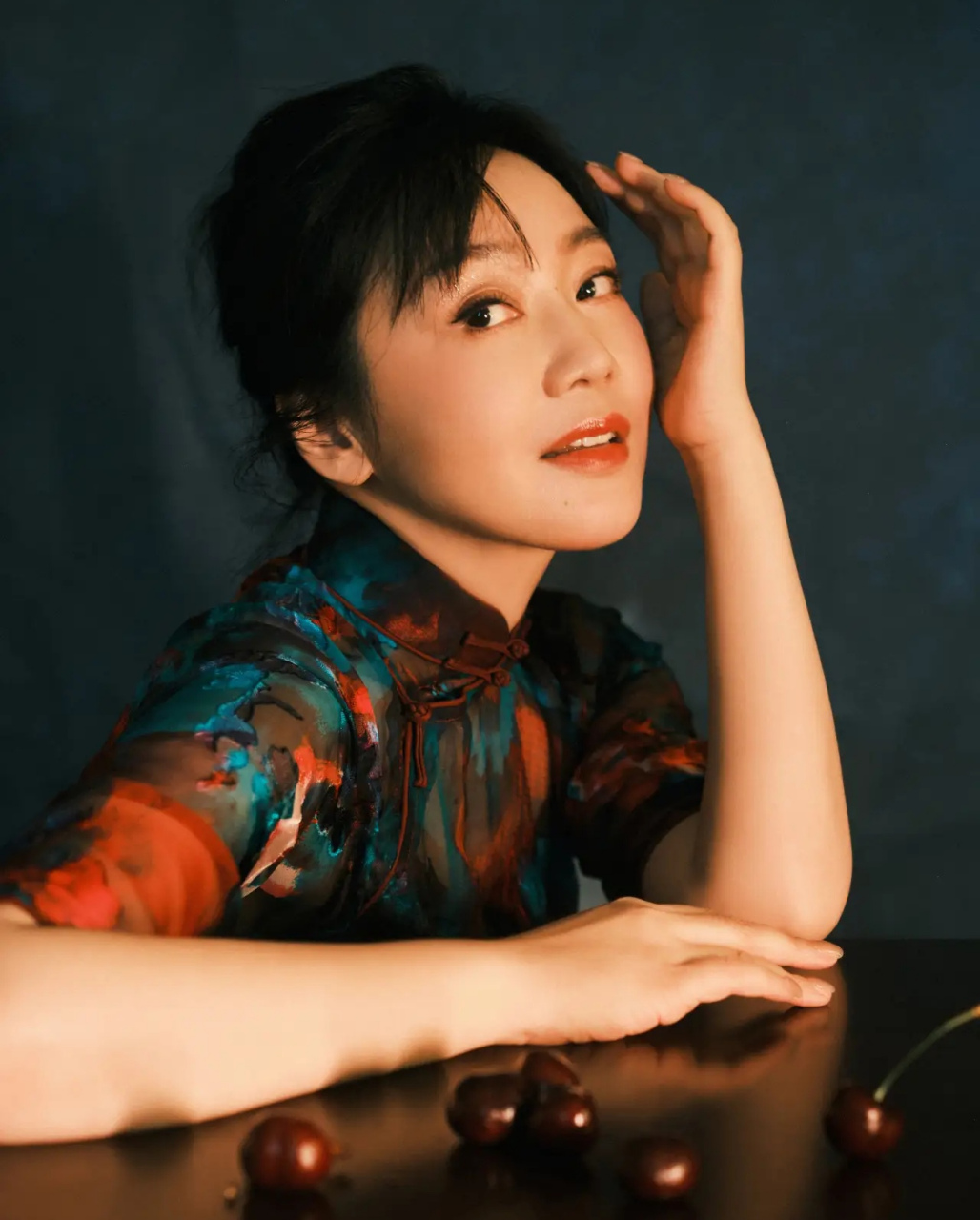 沙溢闫妮把猜词玩成双人游戏# 老沙你说话的时候注意点,不能把心里