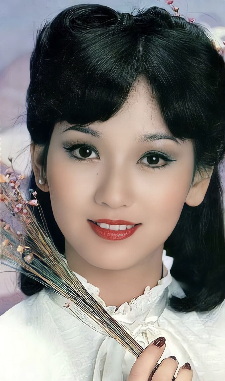 "上海滩第一美女"赵雅芝,清新脱俗,优雅大气,真的太有韵味了